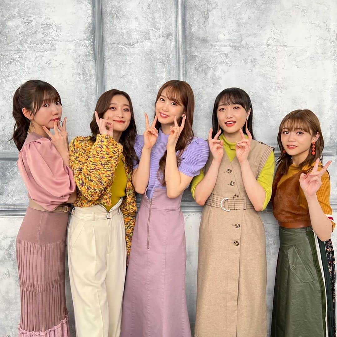 芹澤優さんのインスタグラム写真 - (芹澤優Instagram)「・  i☆Risの写真なんて珍しい！！！  絶賛リハしてます〜  死ぬほど汗かきそうだけど汗かきたくない作画保ちたいっていうジレンマ♡汗かかない魔法使えたらいいのに〜  #10周年ライブ #アイドル10年目 #嘘でしょ」10月29日 16時35分 - seriko_is_no.1