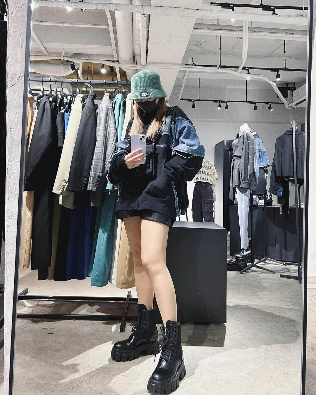 にこのインスタグラム：「最近LUUPで風を切ることにハマってます卍」