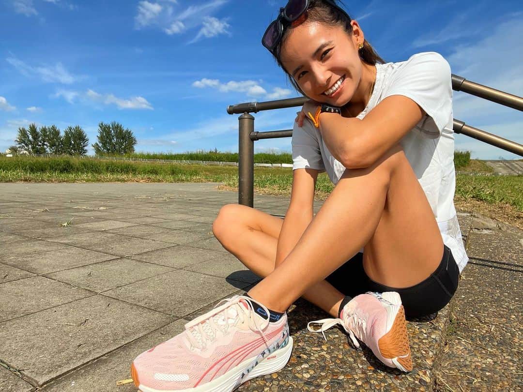 佐野千晃のインスタグラム：「明日はしまだ大井川マラソン！！  盛り上げに行ってきます〜🏃‍♂️  くる人走る人是非声かけてください🤤  そして来週の土曜日11月5日はRUN FUJI RIDEのゲストです！  明日30日までがエントリーなのでしまだ大井川は来れなかったけど山梨なら来れるって人はエントリーして会いにきてね！笑  みんなに会えるのを楽しみにしてます🤤  #run #running #marathon #フルマラソン #マラソン #マラソン女子 #人生自由自在 #走る女子 #ファッション #ウェア #楽しく走る #ランニング #ジョギング #ゲスト情報 #しまだ大井川マラソン #山梨 #RUNFUJIRIDE」