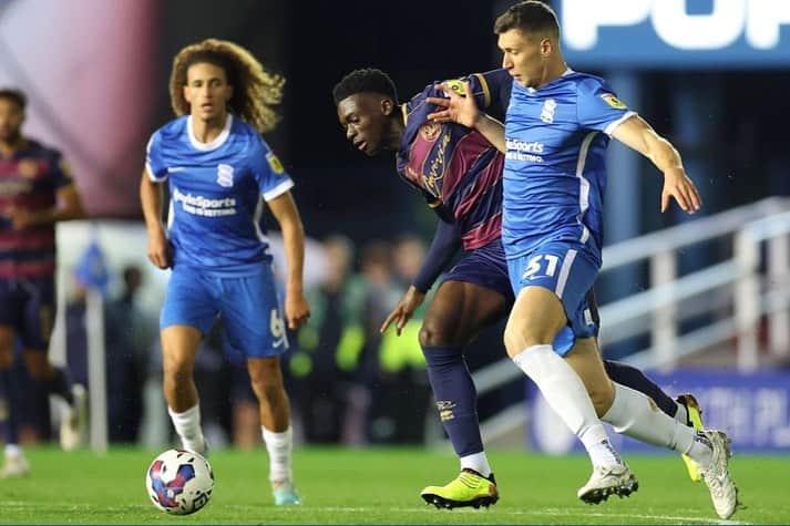 クリスティアン・ビエリクさんのインスタグラム写真 - (クリスティアン・ビエリクInstagram)「Great win against strong side yesterday… we are keep pushing together! Thank you for your continuing support bluenoses! Another big battle on Wednesday! We go again 👊🏻💙」10月29日 18時28分 - krystianbielik
