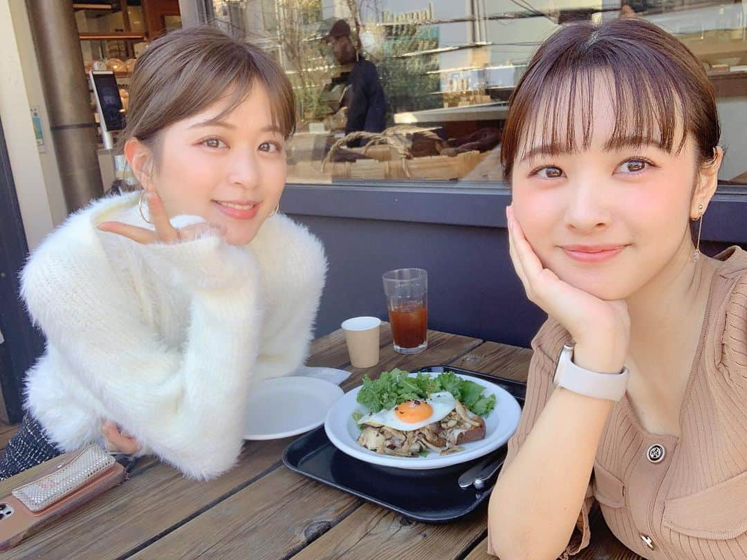 河出奈都美さんのインスタグラム写真 - (河出奈都美Instagram)「. あいかちゃんとランチ🍽  1年ぶりくらいに会えて嬉しかった！ いろいろと話が盛り上がりました☺️💕  同い年で、仕事やプライベートの共通点も多いから 刺激をもらえます🔥  見かけによらずワイルドな一面が 萌えです笑(*'ω'*)🫰  #ランチ会 #同期  #アナウンサー #沖田愛加 #河出奈都美」10月29日 22時46分 - kawade_natsumi