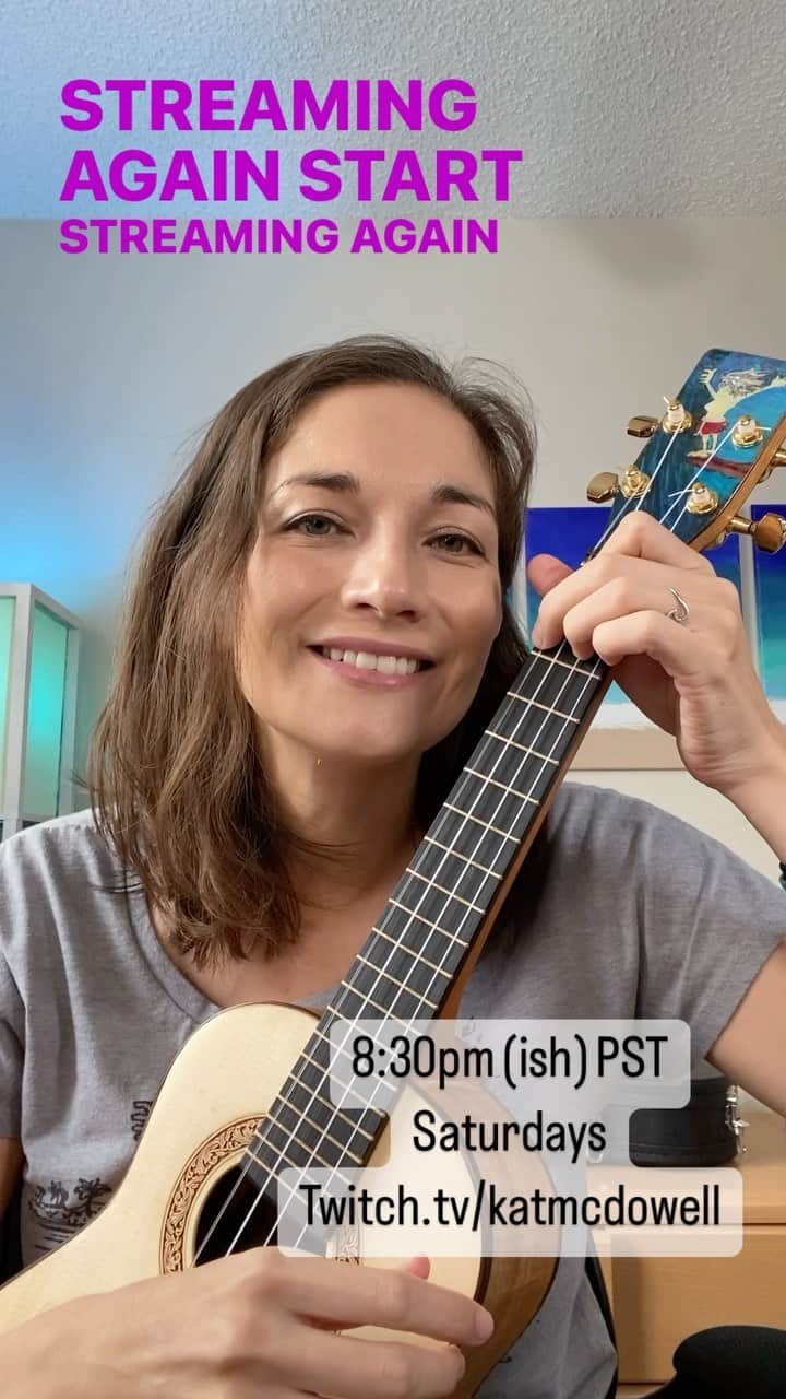 KATのインスタグラム：「Woop woop!!! I think I’m going to be able to start live streaming on twitch again once a week!! Saturdays at 8:30pm PST starting tonight!! 🥰 link is in the bio @katmcdowell」