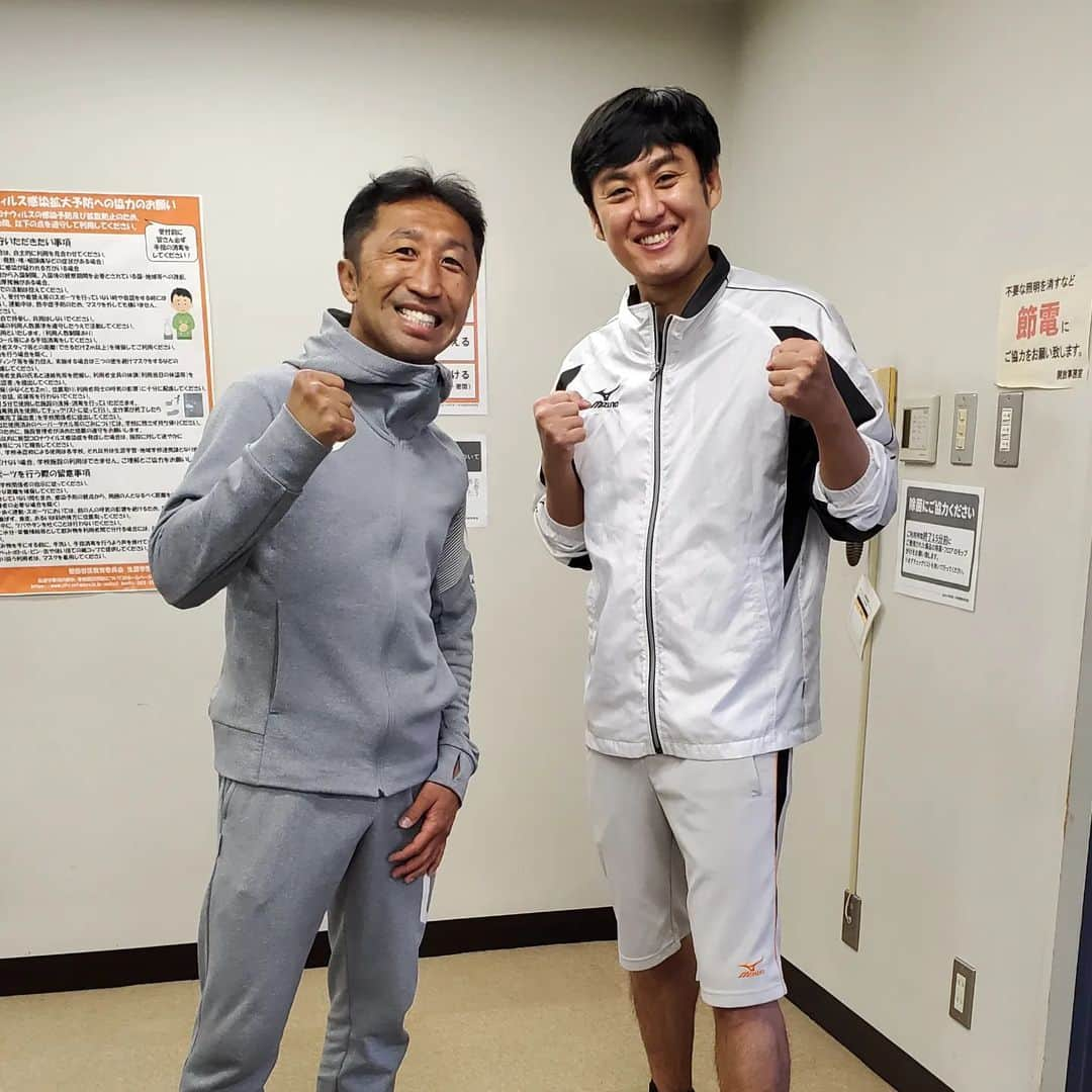 内藤大助さんのインスタグラム写真 - (内藤大助Instagram)「昨日は「世田谷区Jr.マスボクシングCup」にゲストとして参加させていただきました。 ゲストは他に元WBCスーパーフライ級級チャンピオン川嶋勝重くん お笑いのロバート山本博くん 東京オリンピック女子フェザー級金メダリスト入江瀬奈さんがゲスト🎵 僕はリング上でトークをさせていただいた後アマチュアの女子ボクサーとマスボクシングをやりました！ ボクシングを盛り上げる楽しいイベントありがとうございました👏  #世田谷区Jr.マスボクシングCup #川嶋勝重 #山本博 #入江瀬奈」10月30日 9時09分 - naito__daisuke