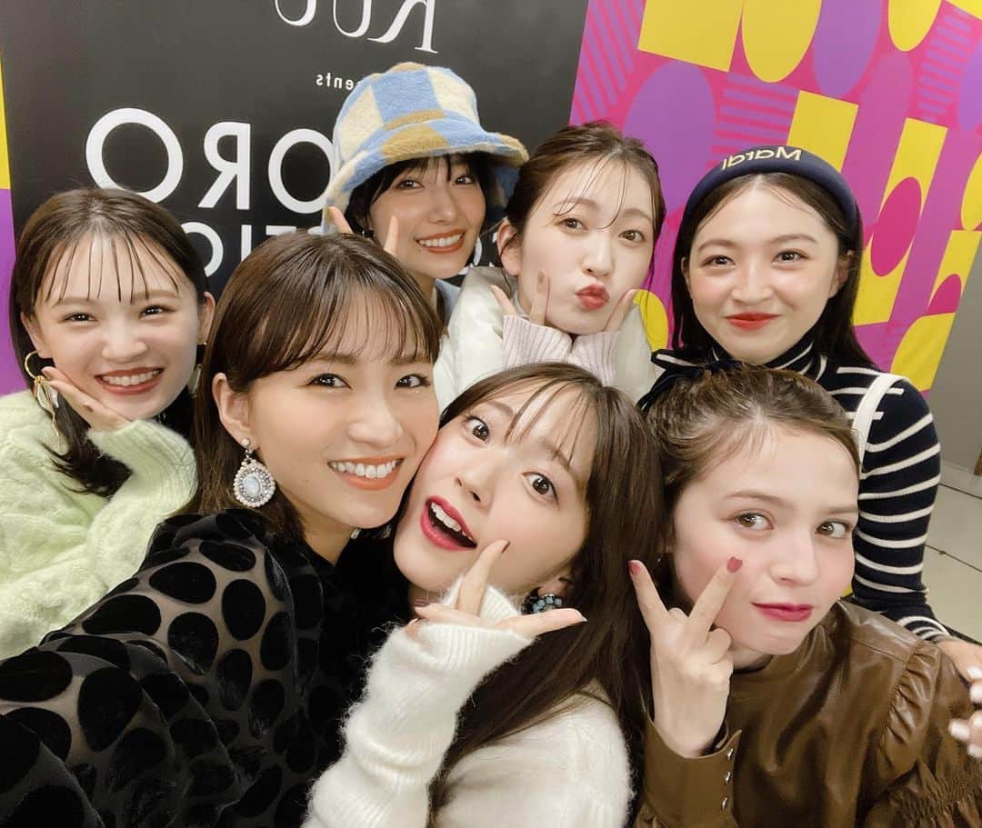 吉田朱里のインスタグラム：「@sapporo.collection  ありがとうございました❄️ . @ray.magazine モデルが集合したり、NMB48が集合したり🤭❤️ 前乗りしたので北海道の美味しいものも満喫できたとっても楽しい2日感でした✨ . vlog撮影したので まだ編集できたら上げますね✨」