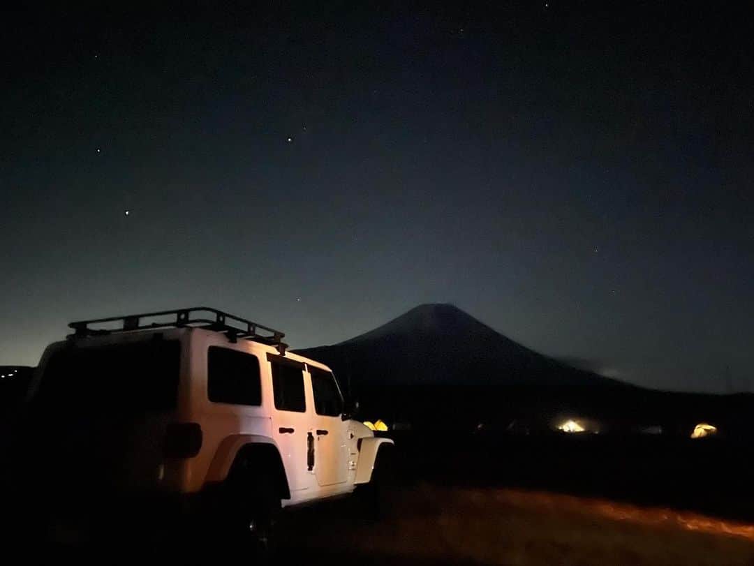 サイヤマングレートさんのインスタグラム写真 - (サイヤマングレートInstagram)「筋肉jeep富士山キャンプ！！！」10月30日 13時49分 - saiyaman_great