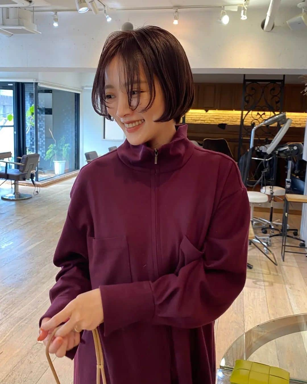 夏菜さんのインスタグラム写真 - (夏菜Instagram)「カラーは葡萄色にしました💜 服も葡萄色だった日。🍇 @ai___saitoo」10月30日 23時59分 - natsuna_official