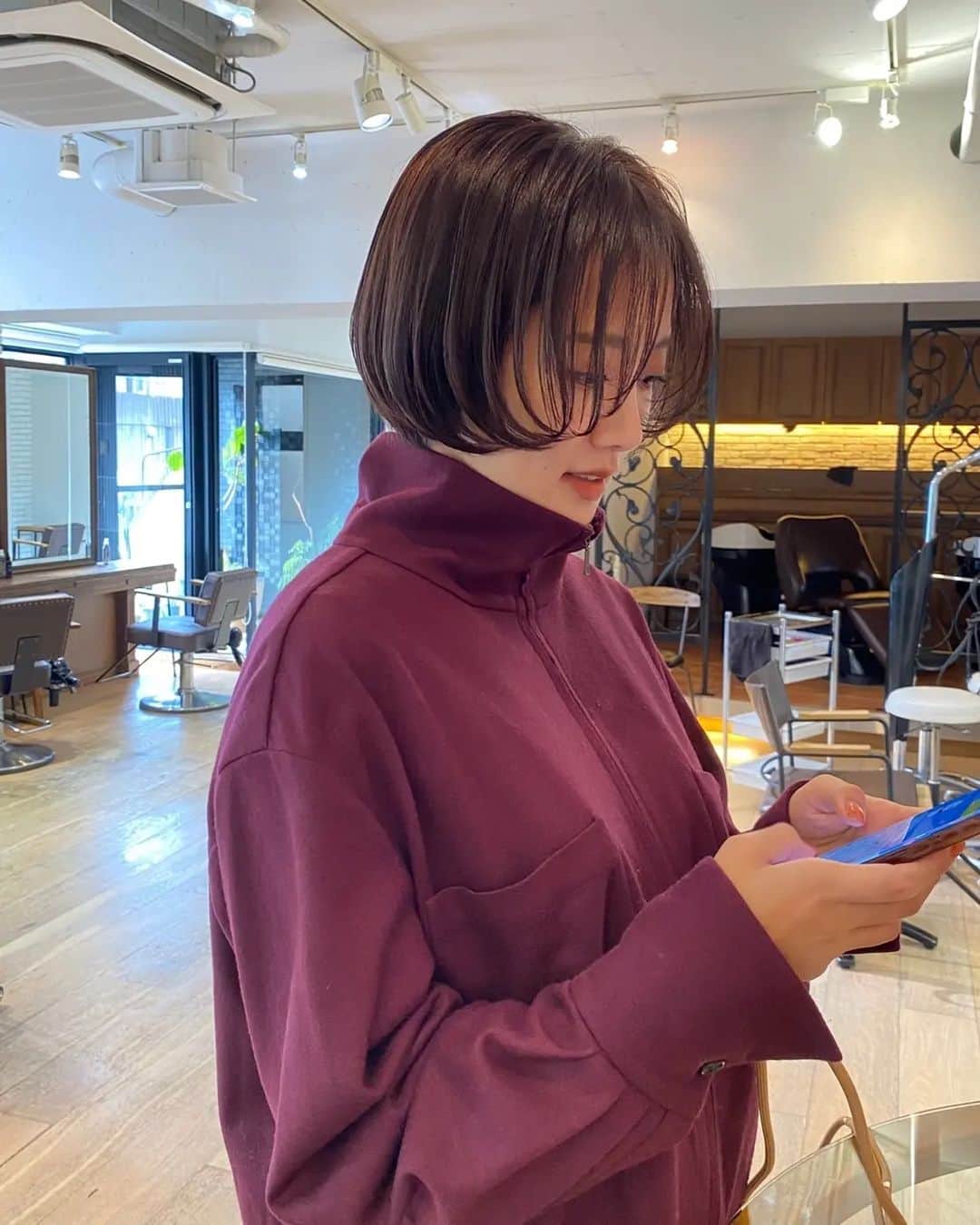 夏菜さんのインスタグラム写真 - (夏菜Instagram)「カラーは葡萄色にしました💜 服も葡萄色だった日。🍇 @ai___saitoo」10月30日 23時59分 - natsuna_official