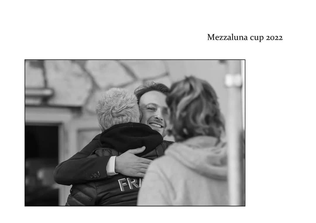 ステファノ・カルーゾさんのインスタグラム写真 - (ステファノ・カルーゾInstagram)「L’amitié 🍀  #friends #family #happyfaces #happydays #lifewithasmile #happy #Italy #France #ciaobelli   📸 @alexia.rost」10月30日 17時57分 - stef_caruso