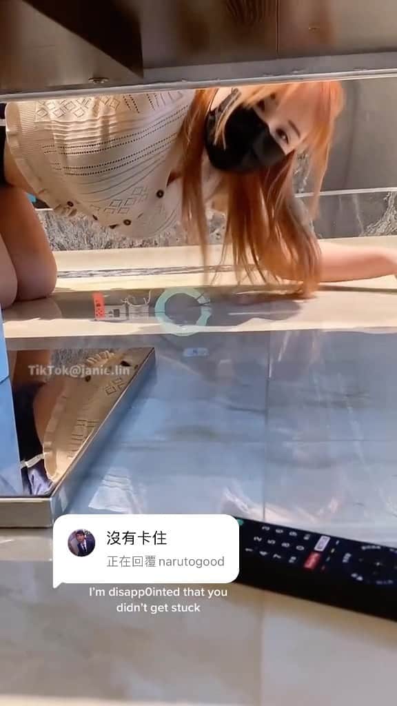 泥泥林のインスタグラム：「醬？Like this? / F♡ll♡w me on #tiktok for more funny videos✰ / / Subscribe my ♡F for more h♡tter contents🥰 /」