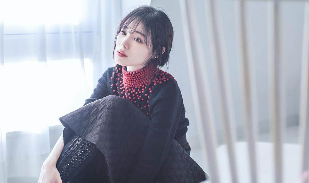 rt8のインスタグラム：「. 📷 THE WORKS model:shiori photograph&artwork:rt8  #best_photogram #bestphotogram_portraits #beautiful #model #fashion #japan_photo_now #LIVE8 #everylive #サロモ #関西モデル #ヘアメイク #撮影依頼募集中 #モデル #撮影 #ポートレート #カメラ #写真撮ってる人と繋がりたい #写真好きな人と繋がりたい #モデル募集 #ポートレート部 #東京カメラ部 #ポートレート女子 #被写体 #ポトレ #京都 #ファインダー越しの私の世界 #作品撮り #関西写真部 #モデルさんと繋がりたい #ポートレートしま専科」