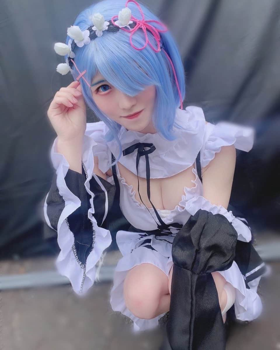 横山みうさんのインスタグラム写真 - (横山みうInstagram)「アニメコスプレ初挑戦💭 リゼロのレムちゃん🌸  #rezero #リゼロ #レム #cosplay #コスプレ #アイドル#アニメコスプレ#フォロー大歓迎  #ハロウィン」10月30日 20時39分 - estlink_miu