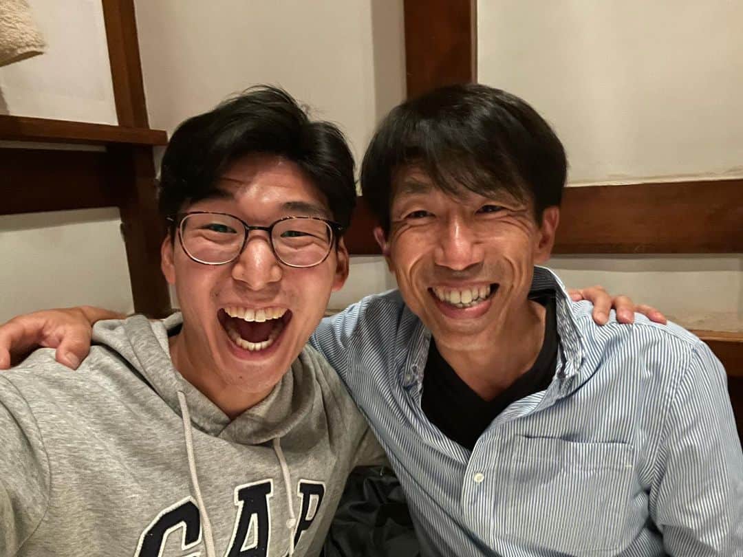ケビンのインスタグラム：「父が久しぶりに帰国した！」