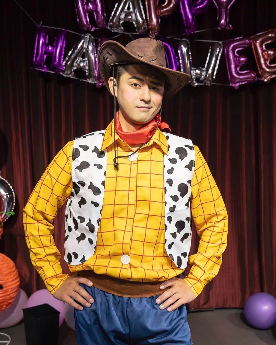 ISSYのインスタグラム：「我ながら似合ってると思う。笑 #happyhalloween #toystory #ウッディ」