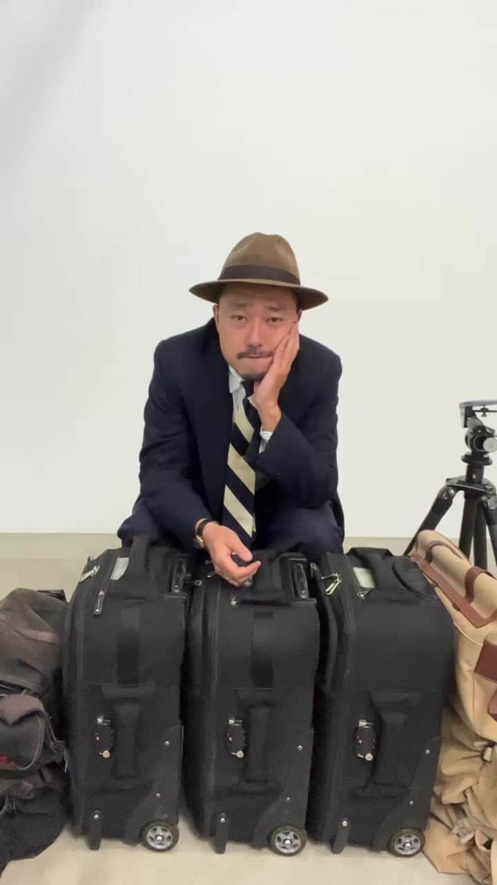 長山一樹のインスタグラム：「初インスタライブ。 「カメラバッグの中身全部」  ご視聴いただいた皆様ありがとうございました✨」