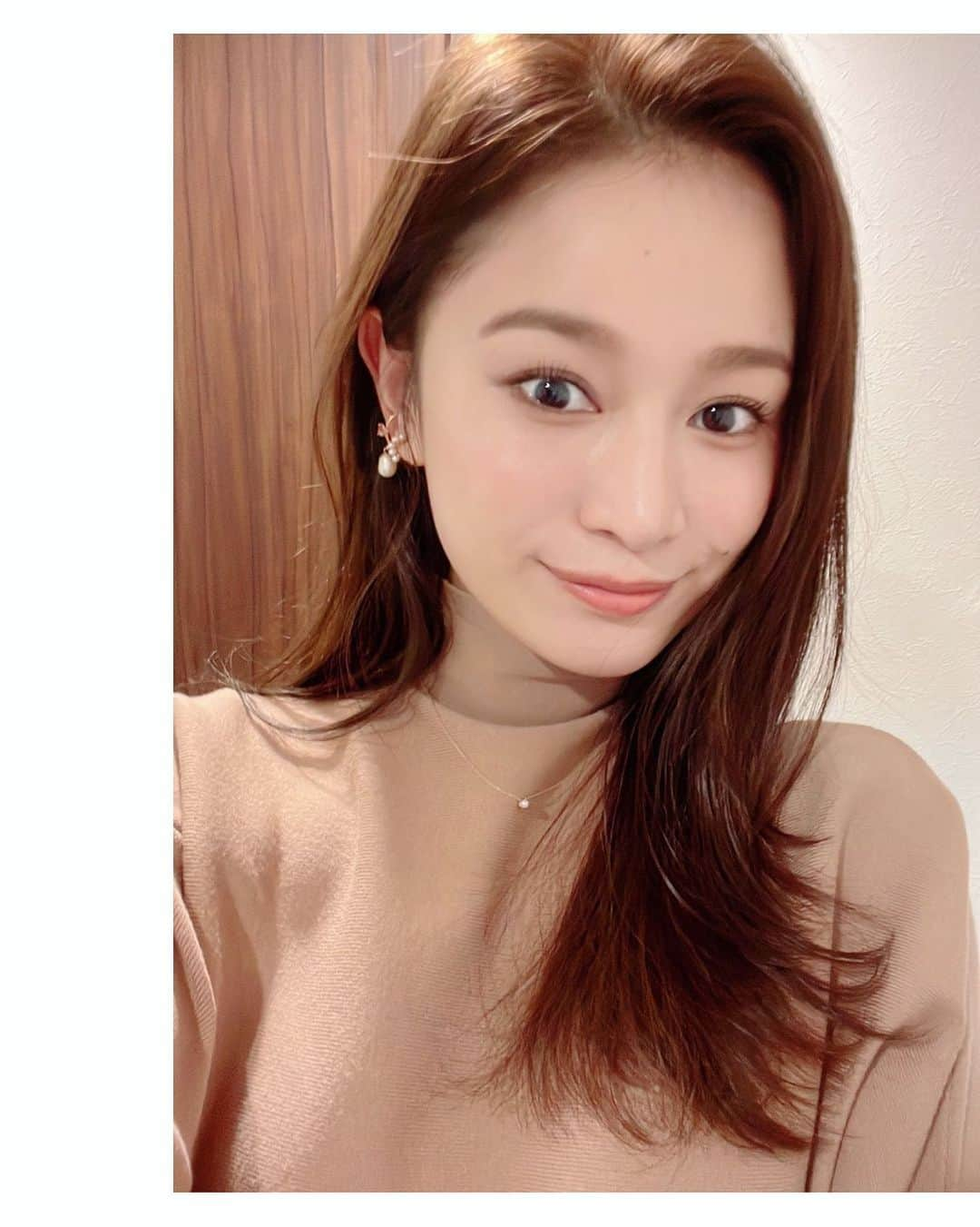 青木英李さんのインスタグラム写真 - (青木英李Instagram)「前髪切る前の載せとこーっと💇🏻‍♀️  #前髪 #悩んだ末 #切りました #切る前の写真」10月30日 22時18分 - eriaoki_official