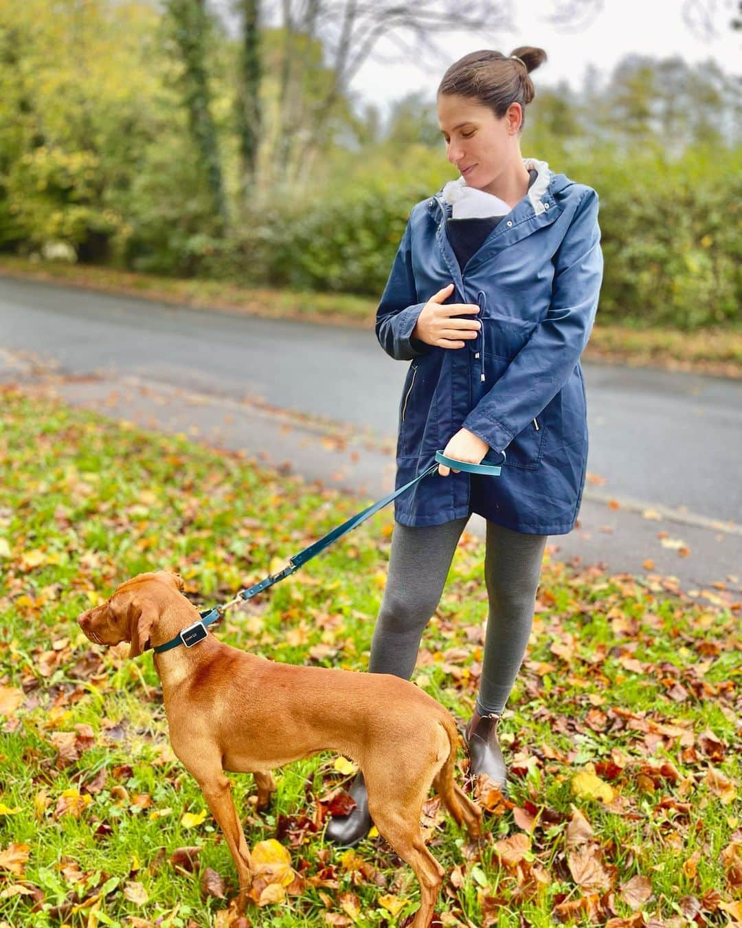 ジョアンナ・コンタのインスタグラム：「Autumn walks 🍂😊」