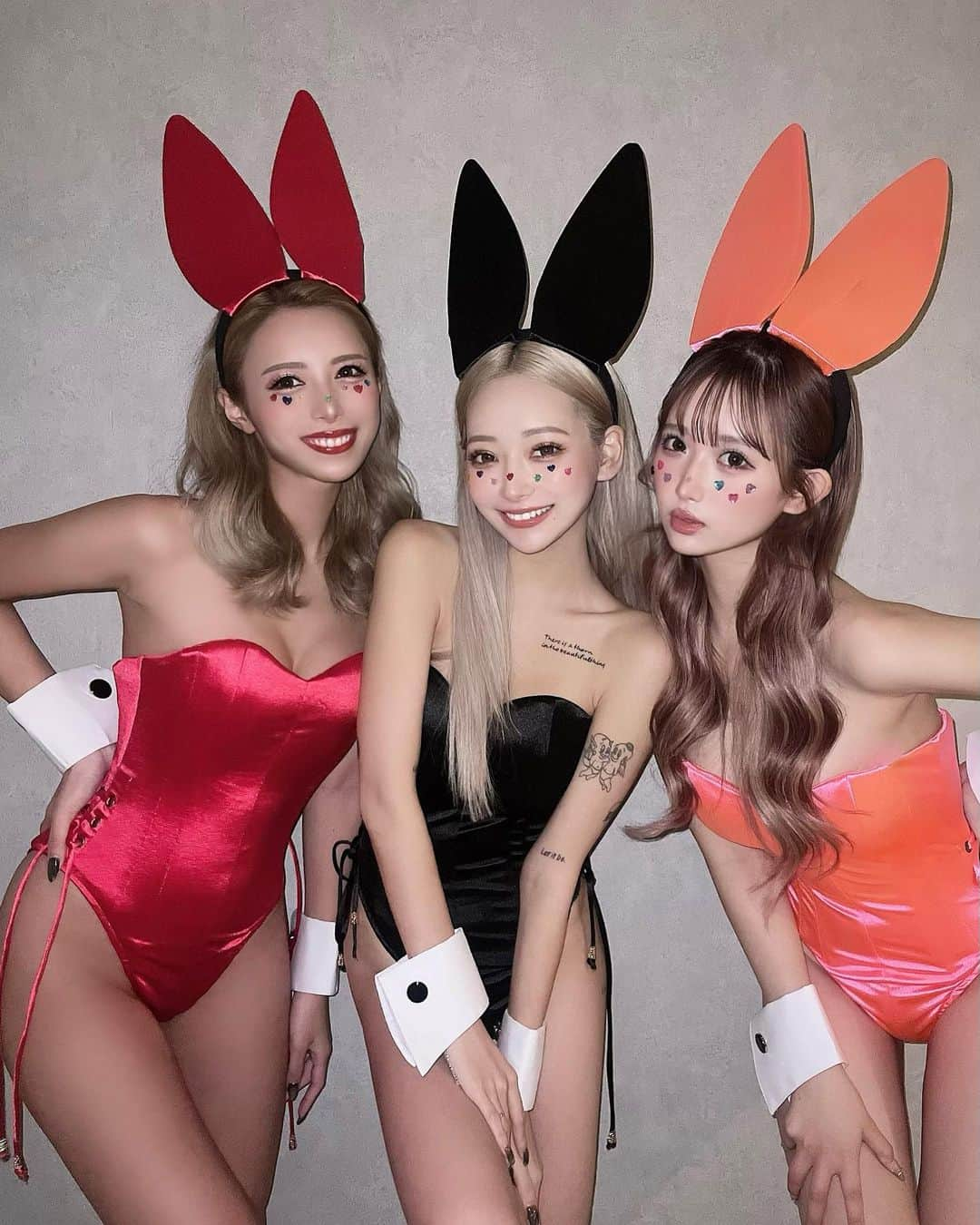 伊藤桃々さんのインスタグラム写真 - (伊藤桃々Instagram)「はっぴーはろうぃーん🎃🦇🕸 かわい？🐰」10月30日 22時49分 - __peachstagram__