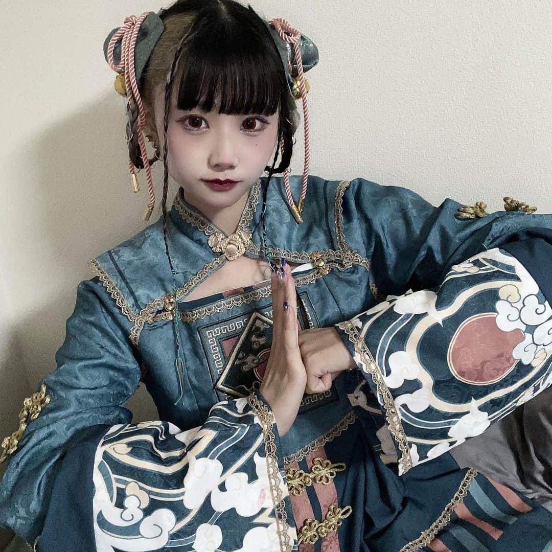 なにのインスタグラム：「谢谢　我是なに」