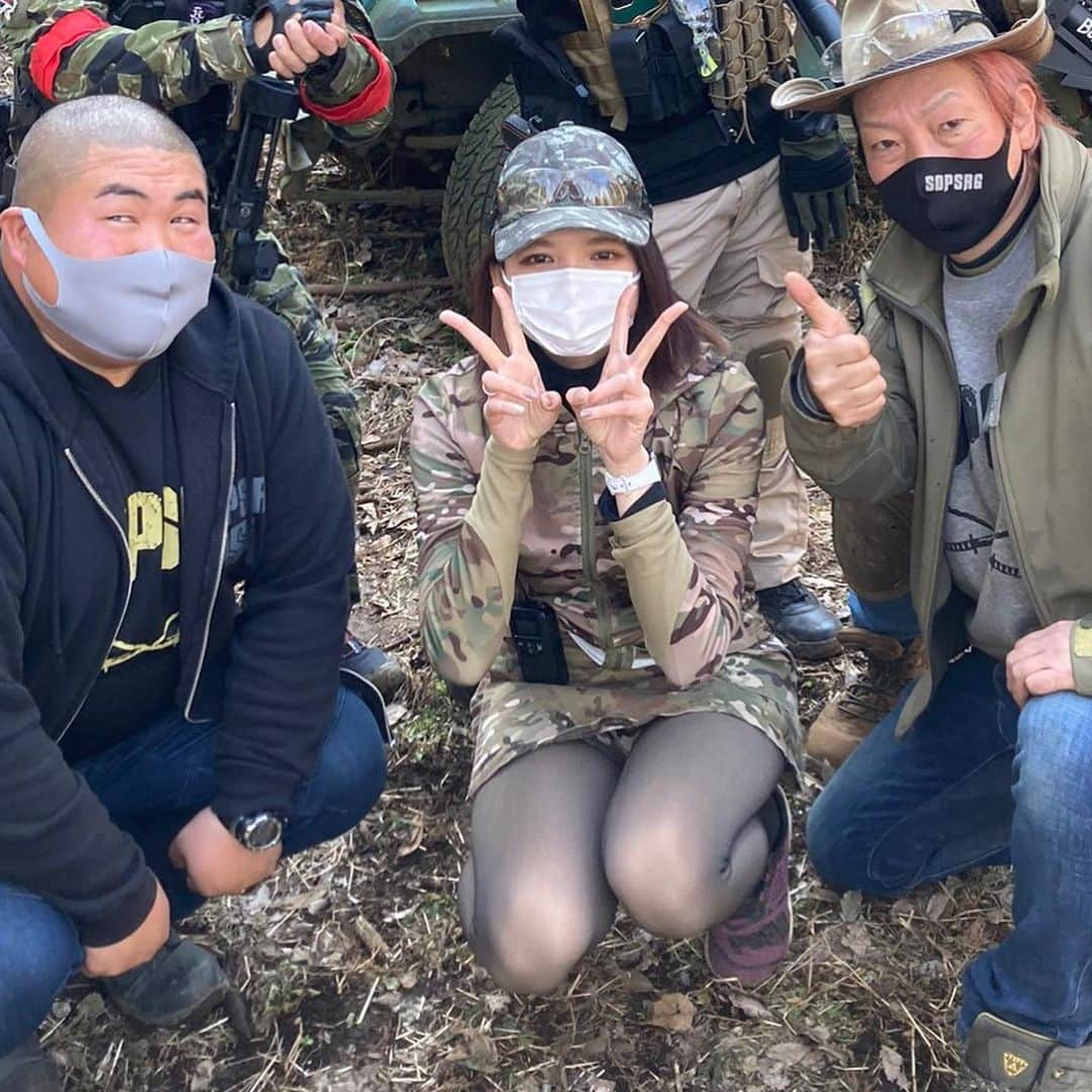 戦え‼︎ぴっちょりーなさんのインスタグラム写真 - (戦え‼︎ぴっちょりーなInstagram)「. .  2枚目  【来週のアテナ】様 11月5日土曜日は レンタル無料デー‼️  6日日曜日は とこ店長21th anniversaryイベント‼️  🍒🍒🍒🍒🍒🍒🍒🍒🍒🍒  1枚目  #武装JK   #ぴっちょりーな  #コスプレ #リコリスリコイル #井ノ上たきな   #cosplay #lycorisrecoil  #takinainoue   #リコリコ #サバゲー女子  #m&p9  🖤🖤🖤🖤PICCIOLINA☆SCHEDULE🖤🖤🖤🖤 　  🔫ゲスト🔫 サバゲーイベント　茨城県 11/6(日)手こき祭　エアコキ限定サバゲー つくばサバゲーランド  🔫MC🔫 物販イベント　池袋 11/13(日) 爆裂祭 @池袋サンシャインシティー  🔫MC参加🔫 サバゲーイベント　千葉 12/4(日) Peace Combat ゲームズvol.19 @comingsoon  🔫ゲスト出演🔫子供向けサバゲーイベント 千葉 12/29(祝木)ジュニアガン撃ち納め @ユニオンベース&METユニオン  🖤🖤🖤🖤🖤🖤🖤🖤🖤🖤🖤🖤🖤🖤🖤🖤 🖤🖤🖤🖤  👇ぴっちょへのファンレターやお仕事のお問い合わせは👇  株式会社WAVE 〒503-0807 岐阜県大垣市今宿6-52-16 ソフトピアジャパン ドリームコア 513  🏠ぴっちょは東京在住🏠」10月31日 14時22分 - picciolina.airsoftgirl