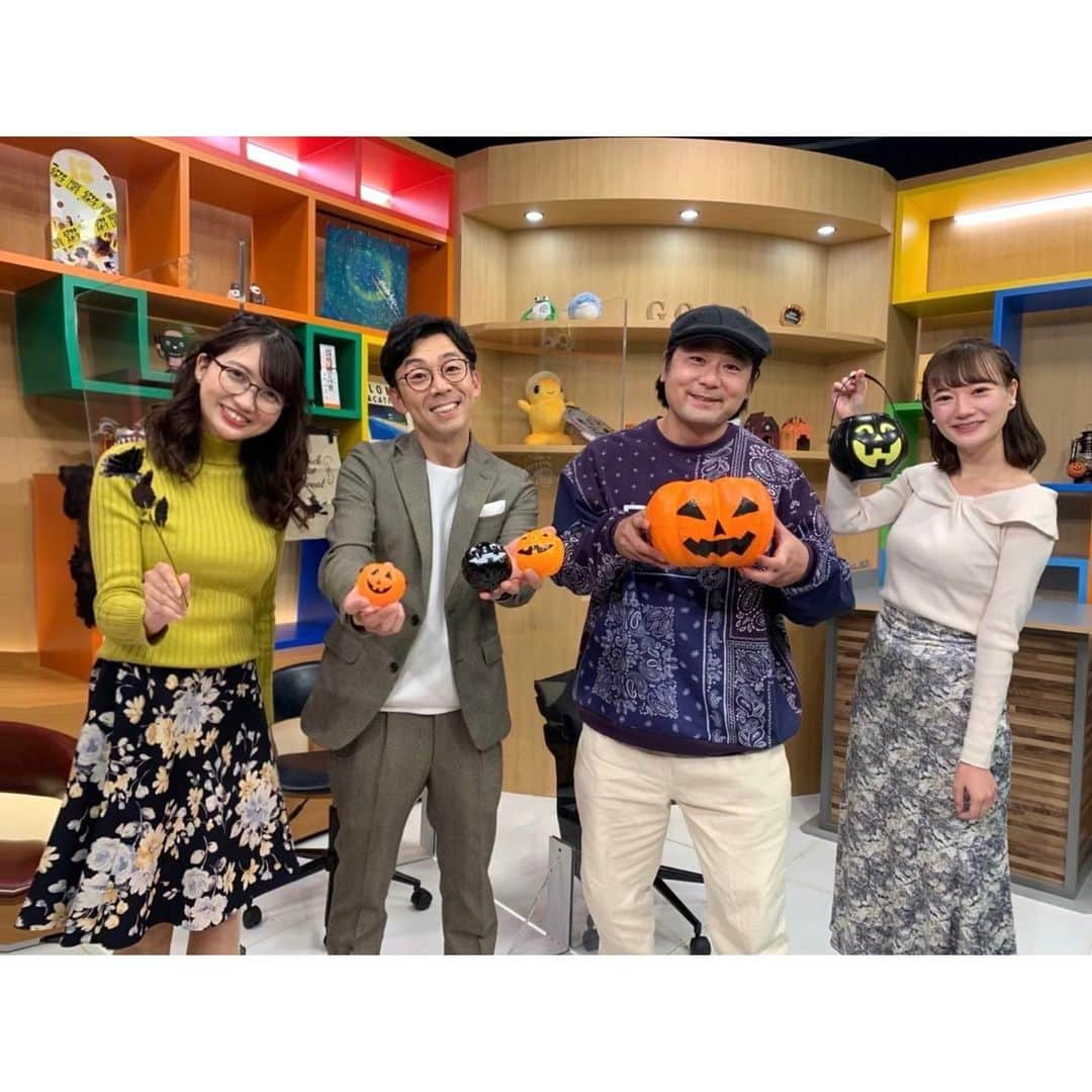 仮屋未来のインスタグラム：「⁡ ハロウィンですね🎃👻 ⁡ GO!GO!いわてもハロウィン仕様でした☺️ ⁡ 2枚目は木村さんが撮ってくださった写真です💓 ⁡ ⁡ #ハロウィン　#halloween #岩手　#盛岡　 #岩手朝日テレビ　#アナウンサー」