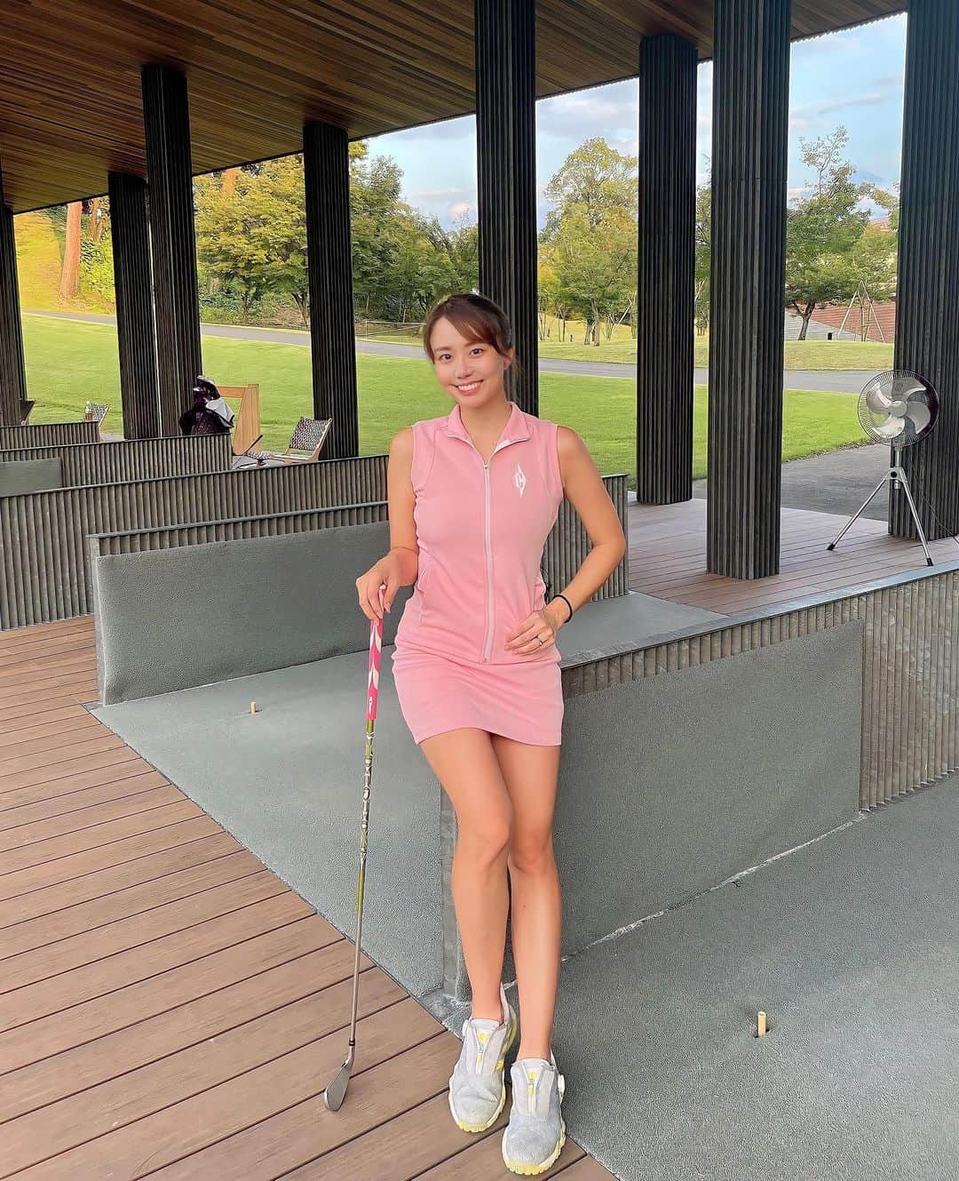 とくさきさんのインスタグラム写真 - (とくさきInstagram)「この前の練習コーデ💕⛳️ . セットアップ: @chucuchu_official  シューズ: @adidasgolf  . 来月も2日間raysumに行く予定だよ✨ .  #ゴルフ#ゴルフ女子#golf#golfgirl#golfswing#ゴルフスイング#sports#スポーツ#スポーツ女子#골프#골프여자#尔夫球#高尔夫#ゴルフウェア#golfwear」10月31日 19時55分 - tokusaki_golf