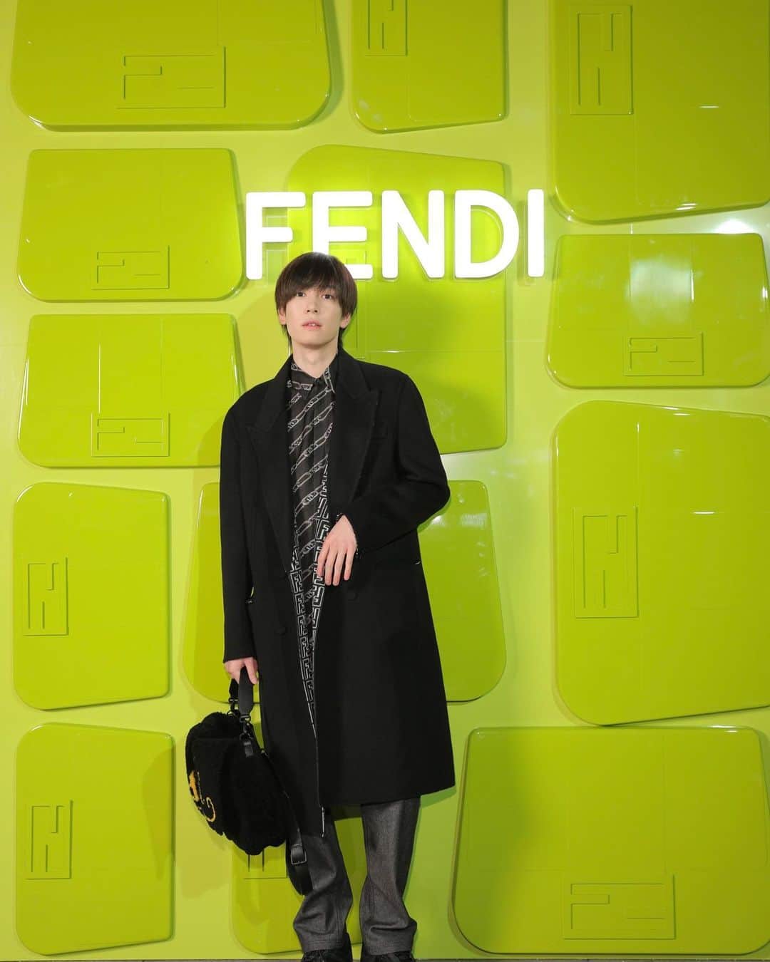内藤秀一郎のインスタグラム：「FENDI.  #FENDI #FendiBaguette #fendicafe #forucafe」