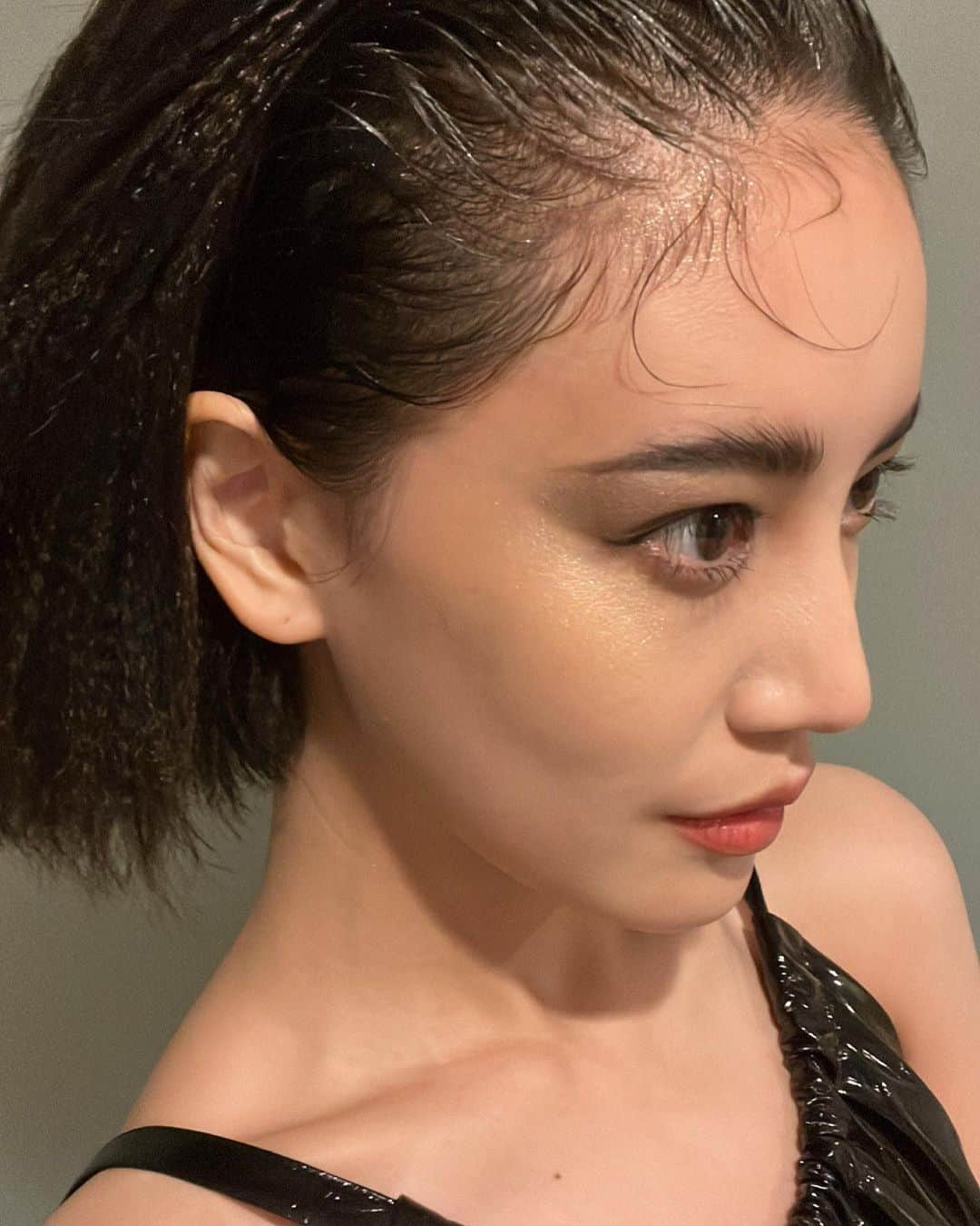 藤井夏恋さんのインスタグラム写真 - (藤井夏恋Instagram)「crimped hair🖤🐍🖤🐍 @tomoca13」10月31日 20時06分 - fujiikaren_official