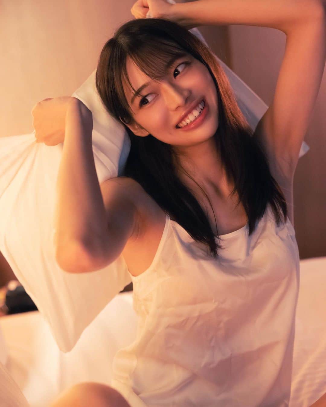 藤田いろはのインスタグラム：「【おしらせ】 ⁡ 2023年1月27日に3rd DVDを発売します👏 超絶久々の新作DVDです…！ DMMさん等で予約始まってるみたいです。 私自身めっちゃ撮ってて楽しかったので、発売がとても楽しみです✨ 是非ゲットして、見てください🌟 ⁡ ⁡ ※写真はDVDのものではないです」