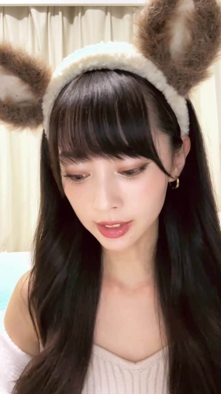 のインスタグラム：「🎃ハロウィンタロット占い🎃  🦌の耳だけつけてみました笑」