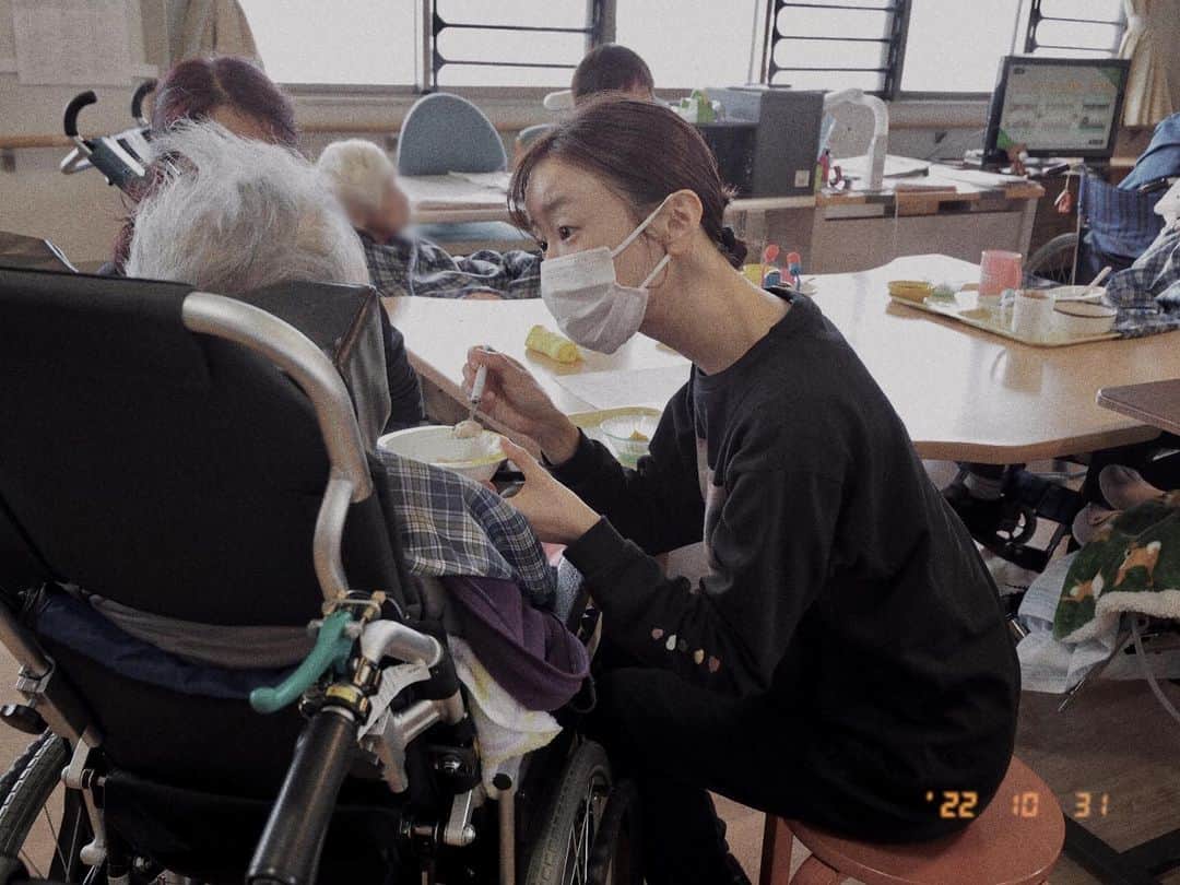 松本まりかのインスタグラム：「目から鱗の介護座学実習 day  たいせつ たくさん学びました」