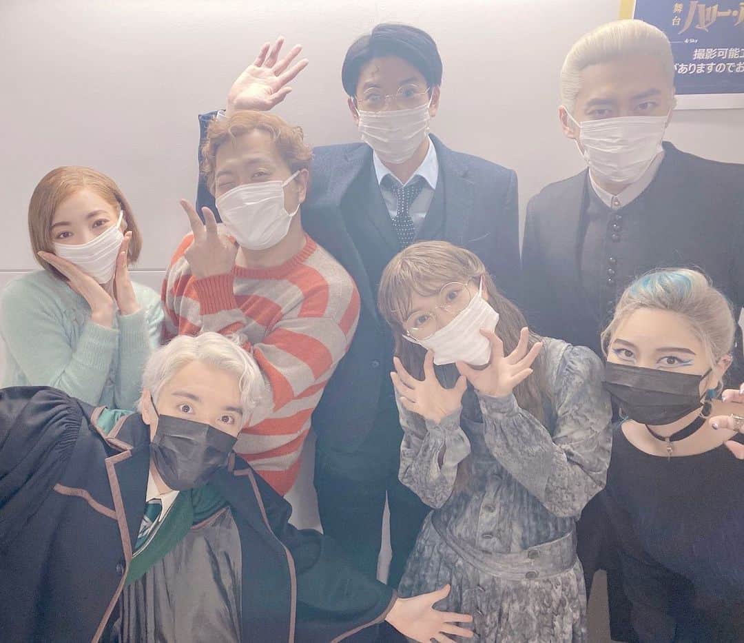 白羽ゆりのインスタグラム：「ハリーポッター  みんな仲良し🥰」