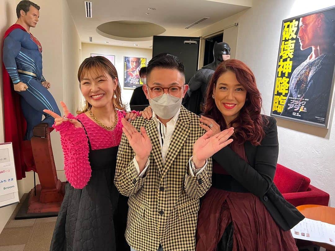 村上佳菜子のインスタグラム：「. 昨日は、ずっとお会いしたかったLiLiCoさん にお会いした🌻🫶🏻 エネルギッシュで大胆でhealthy。 まさに私の理想！！ 嬉しかったなぁ . . . #LiLiCoさん」