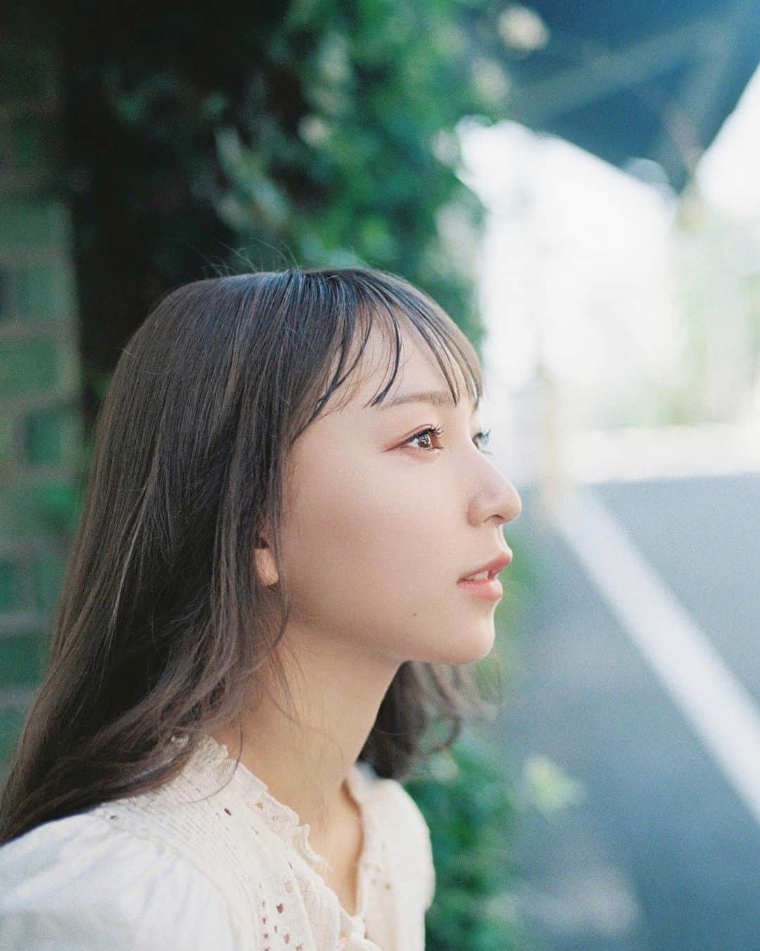 のインスタグラム：「おはよう..!!! . . 今日からフリーで活動していきます！ 大変なこともあるかと思うけど、私の周りには助けてくれる人もたくさんいます！ 胸を張って頑張っていきます☺︎ . 関係者のみなさんお仕事はDM又は こちらのメールアドレスからご連絡ください。  shiokawarise.staff@gmail.com」