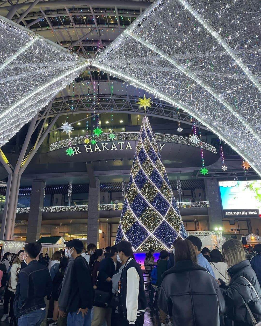 山崎真由のインスタグラム：「クリスマスシーズンが1番好き！！🌲」