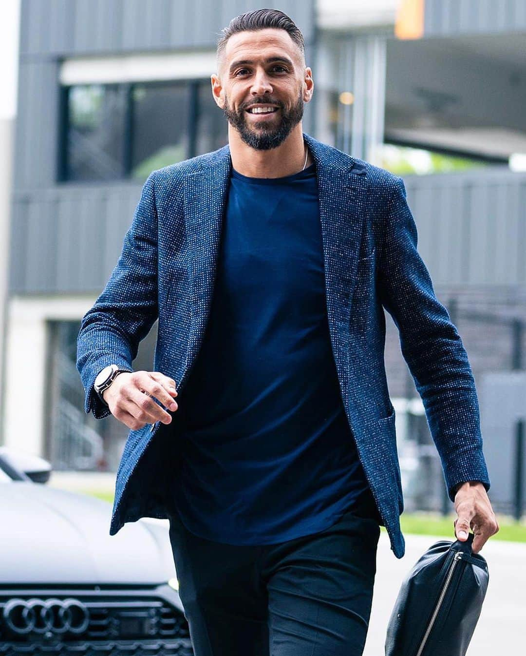 ジェフ・キャメロンさんのインスタグラム写真 - (ジェフ・キャメロンInstagram)「Thank you to @fccincinnati ownership and staff for bringing me back stateside from across the pond! My family and I appreciate the warm welcome this city gave us. We always say, Cincinnati is a sleeper city with some of the kindest people we’ve ever come across. So, thank you to this city, the friends we made along the way and especially to the fans. It was a pleasure fighting for you week in and week out for the last two seasons. And, a special thank you to my homies on the staff who work tirelessly to keep the club functioning and are always putting smiles on the lad’s faces! You’re often the ones who don’t get the glory or thanked enough but are the heart and soul of the club and what keeps it all going. Thank you 🙏🏼! Onto the next chapter…age ain’t nothin’ but a number!」11月16日 4時40分 - geoffcameron