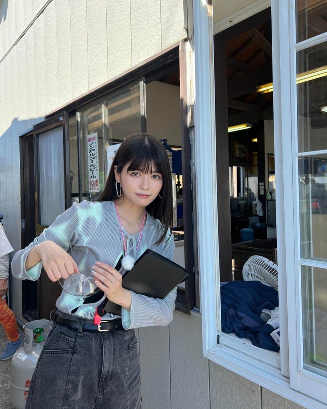 景井ひなのインスタグラム：「_ 【 お知らせ 】 11月3日 15:50〜日本テレビ 「ぶらり筋道中マッスル旅行」に出演させて頂きます！ ずっと笑ってたくらいすごい楽しい旅でした、是非に☺︎」