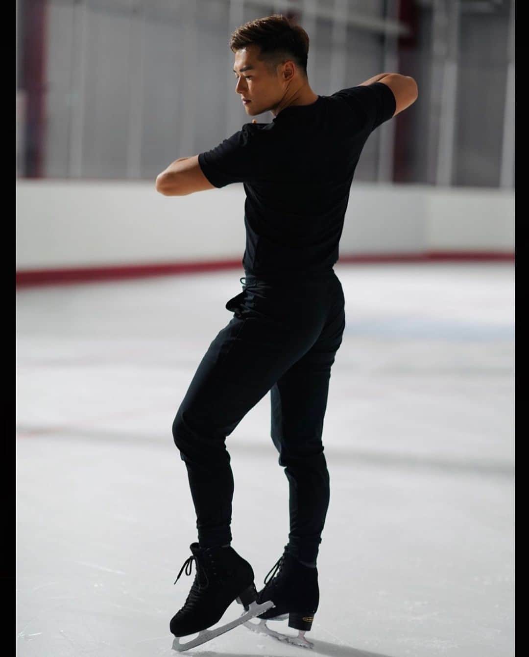 柴田嶺のインスタグラム：「Passion⛸✨ #figureskating#love#beyond#passion」