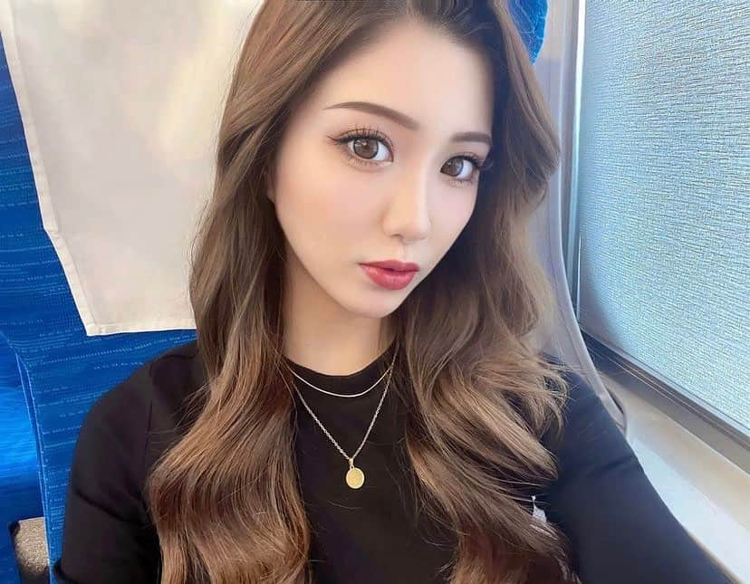 美女美容事情さんのインスタグラム写真 - (美女美容事情Instagram)「《休日はお出掛け🚅💨》⁠ *⠀⠀⠀⠀⠀⠀⁠⠀⁠⠀⁠⠀⁠⠀⁠ 今回ご紹介させて頂きますのは!!👀❤️⁠⠀⁠⠀⁠⠀⁠⠀⁠ ryokaさん<@ryk_k.0916> の素敵なお写真📸⠀⁠⠀⁠⠀⁠ *⠀⁠ 大人な雰囲気でめちゃ美しいですね☺️💕 こんな美人さんもお出掛けしてみたいです🧡✨⠀⠀⠀⁠⠀⁠⠀⁠ *⠀⁠⠀⁠⠀⁠⠀⁠⠀⁠ ryokaさん<@ryk_k.0916> 素敵な投稿をありがとうございました☺️📸✨⠀⁠ ryokaさんのアカウントには他にも素晴らしい投稿が沢山ありますので是非覗いてみてくださいね💁‍♀️💙⁠ ⁠ ⠀⠀⁠⠀⁠⠀⁠⠀⁠ △▼△▼△▼△▼△▼△▼△▼△▼△▼ ⁠⠀⁠⠀⁠⠀⁠ ❤️🧡💛「ビジョビ (美女美容事情)」💚💙💜⠀⠀⠀⠀⠀⠀⠀⠀⠀⠀⠀⠀⠀⠀⁠⠀⁠⠀⁠⠀⁠⠀⁠⠀⁠ 👇掲載ご希望の方は👇⠀⠀⠀⠀⠀⠀⠀⠀⠀⠀⠀⠀⠀⠀⠀⁠⠀⁠⠀⁠⠀⁠⠀⁠⠀⁠ @b_b_j.jタグ付けと🖤 #ビジョビ ⁠⠀⁠ 🖤タグ付けお願いします⠀⠀⠀⠀⠀⠀⠀⠀⠀⠀⠀⠀⠀⠀⠀⁠⠀⁠⠀⁠⠀⁠⠀⁠⠀⁠ △▼△▼△▼△▼△▼△▼△▼△▼△▼ ⁠⠀⁠ #美人#美女#休日#秋コーデ #大人かわいい#ヘアスタイル #インスタ美女#インスタ美人」11月1日 17時06分 - b_b_j.j