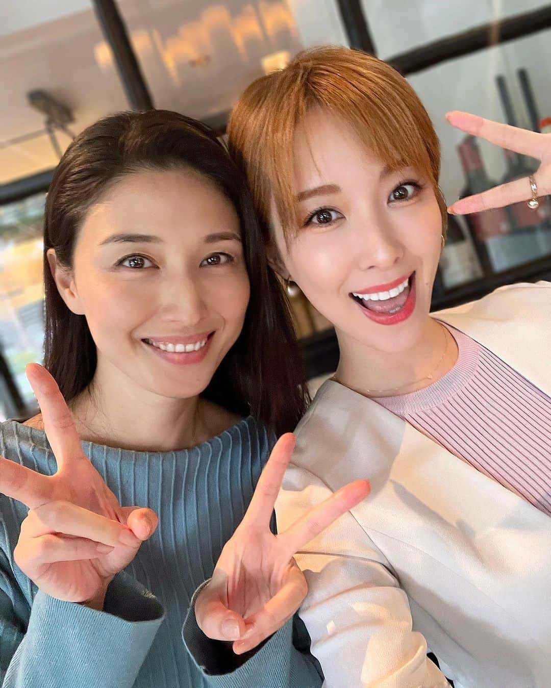 瀬戸早妃のインスタグラム：「マナミの大人の色気💕 ノックアウトされた1日でした🥰📈  #橋本マナミ #結婚出産おめでとう #グラビア #💖」