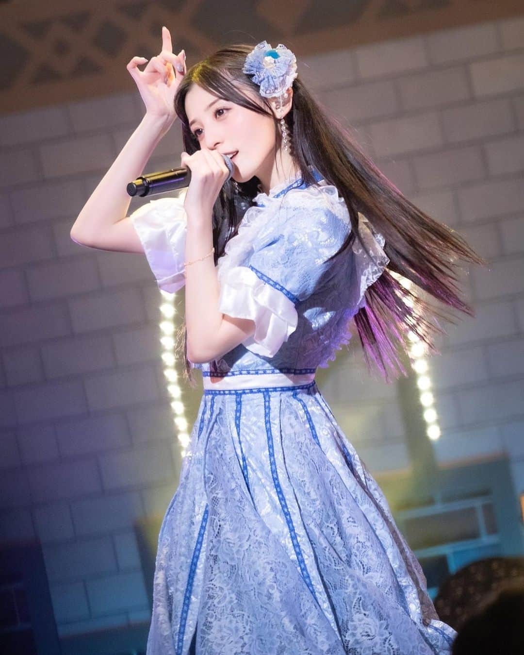 吉井美優のインスタグラム：「. 2022年10月30日 26時のマスカレイドは解散致しました 6年間アイドルで居させて下さり 本当に有難う御座いました  ☾︎」