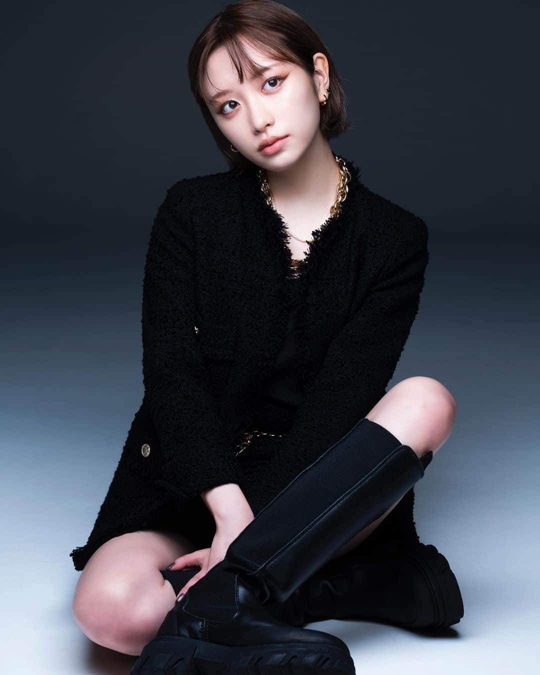 吉田凜音のインスタグラム：「新ビジュアル解禁です〜  RINNE BIRTHDAY BASH 2022 一般販売明日からです  DATE　2022/12/11 OPEN 17:30 START 18:00 TOKIO TOKYO（東京・渋谷） 〒150-0042 東京都渋谷区宇田川町３−７ B1F 一般発売：11/3（木）10:00～ https://w.pia.jp/t/rinneyoshida1211/」