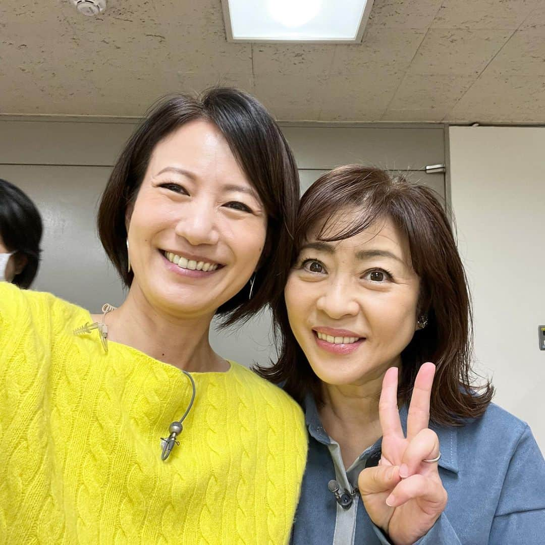 馬場典子さんのインスタグラム写真 - (馬場典子Instagram)「今日の#あさイチ では久しぶりに#松本明子 さんとご一緒しました！ あっこさんはいつも本当にお優しい💕  私も実家の整理に悩んでいる1人ですが、 母の兵庫の実家（祖母の家）をたたむ時に手伝ってあげなかったことを思い出したりもして、大変だったろうなぁ…と反省も。  お互いにうまく折り合いをつけて、片付けそのものが良いコミュニケーション、新しい思い出づくりになっていくといいな。  #馬場典子 #ばばちゃんネル」11月2日 10時14分 - baba_channel