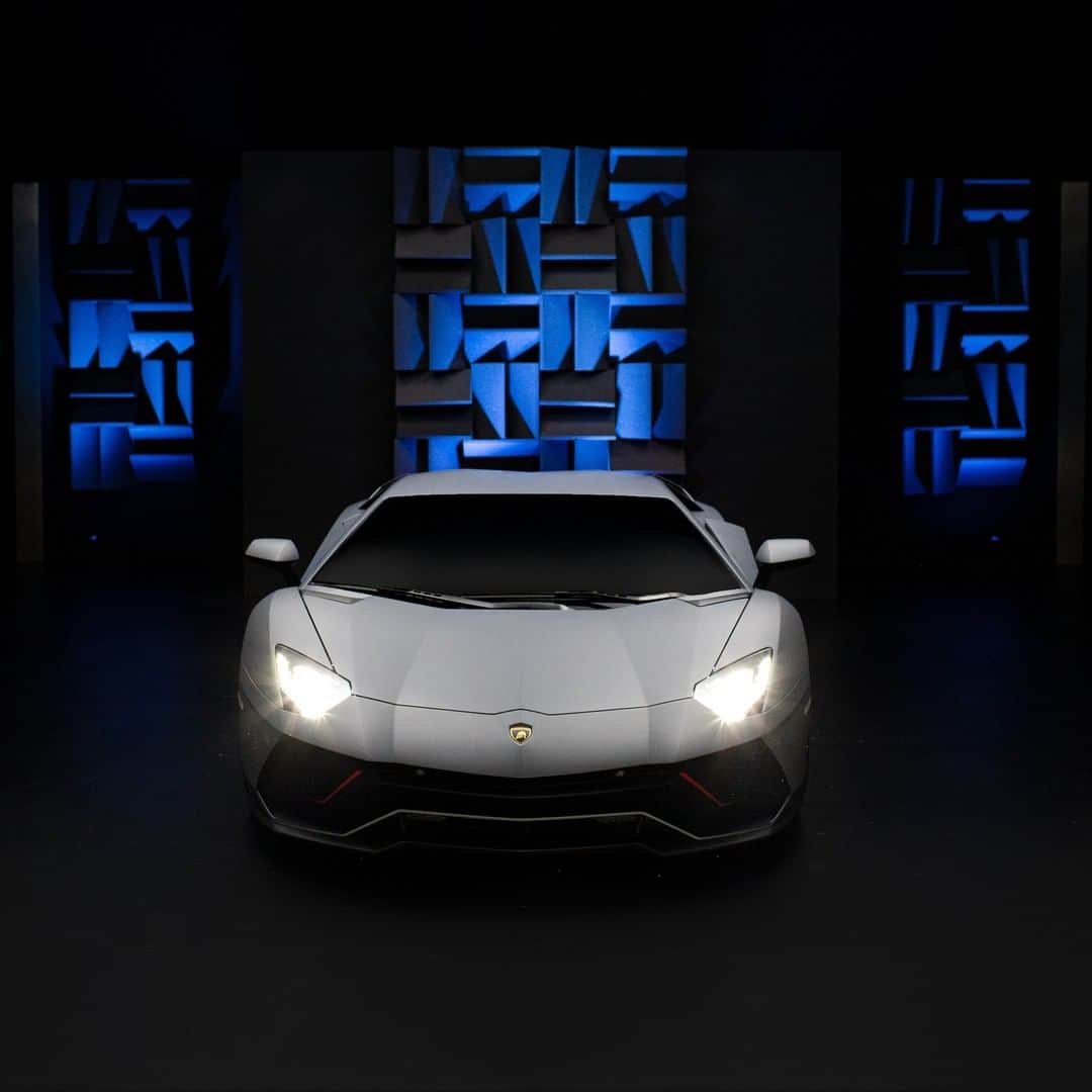 ランボルギーニのインスタグラム：「Lamborghini engines sound like music. ​ Introducing The Engine Songs.  The first tune selections to fit the sounds of our Super Sports Cars. ​ 3 engine sounds. 72 harmonized tracks. The ultimate driving playlists. ​  #Lamborghini #TheEngineSongs​ __ Aventador LP 780-4 Ultimae: fuel consumption combined: 18.0 l/100km (WLTP); CO2-emissions combined: 442 g/km (WLTP)」