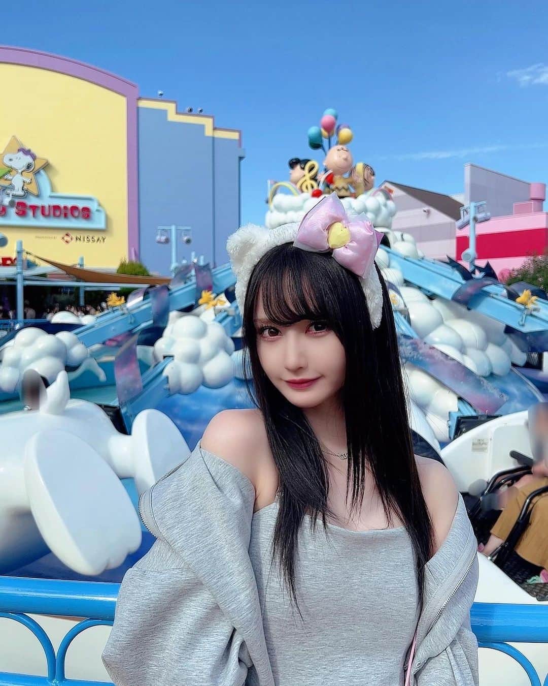 山本望叶のインスタグラム：「💙  #ootd #code #コーデ #ユニバーサルスタジオジャパン #ユニバ #ユニバコーデ #usj #meltthelady #zara」