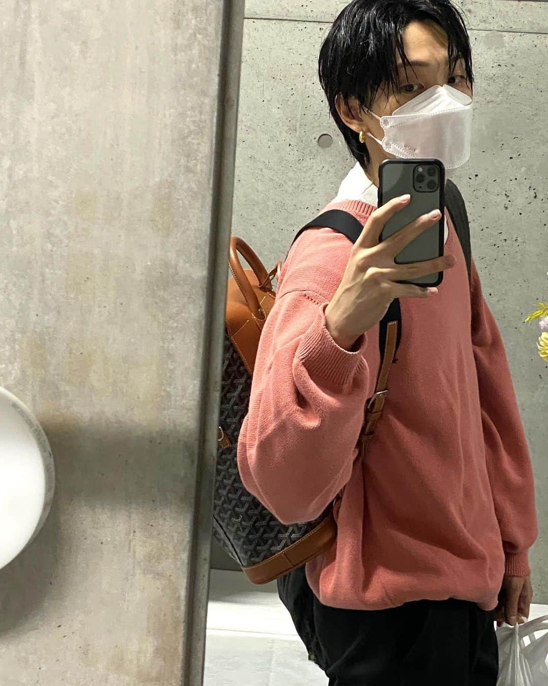 堀夏喜のインスタグラム：「The beginning of the journey🚃」