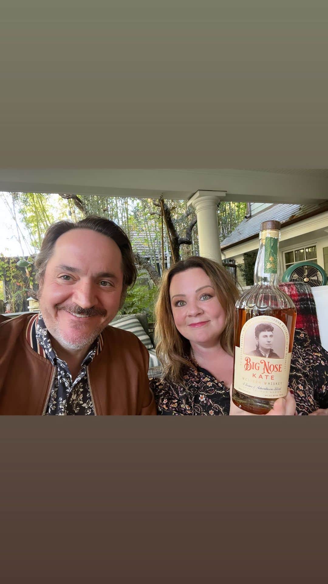 ベン・ファルコーンのインスタグラム：「This mid-week Whiskey O’clock joy brought to you by none other than @bignosekatewhiskey , the @phillies and the Pennsylvania Dutch!」