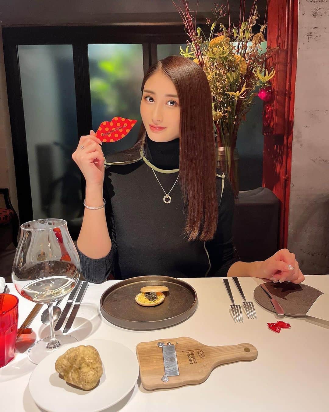 佐藤衣里子のグルメインスタ