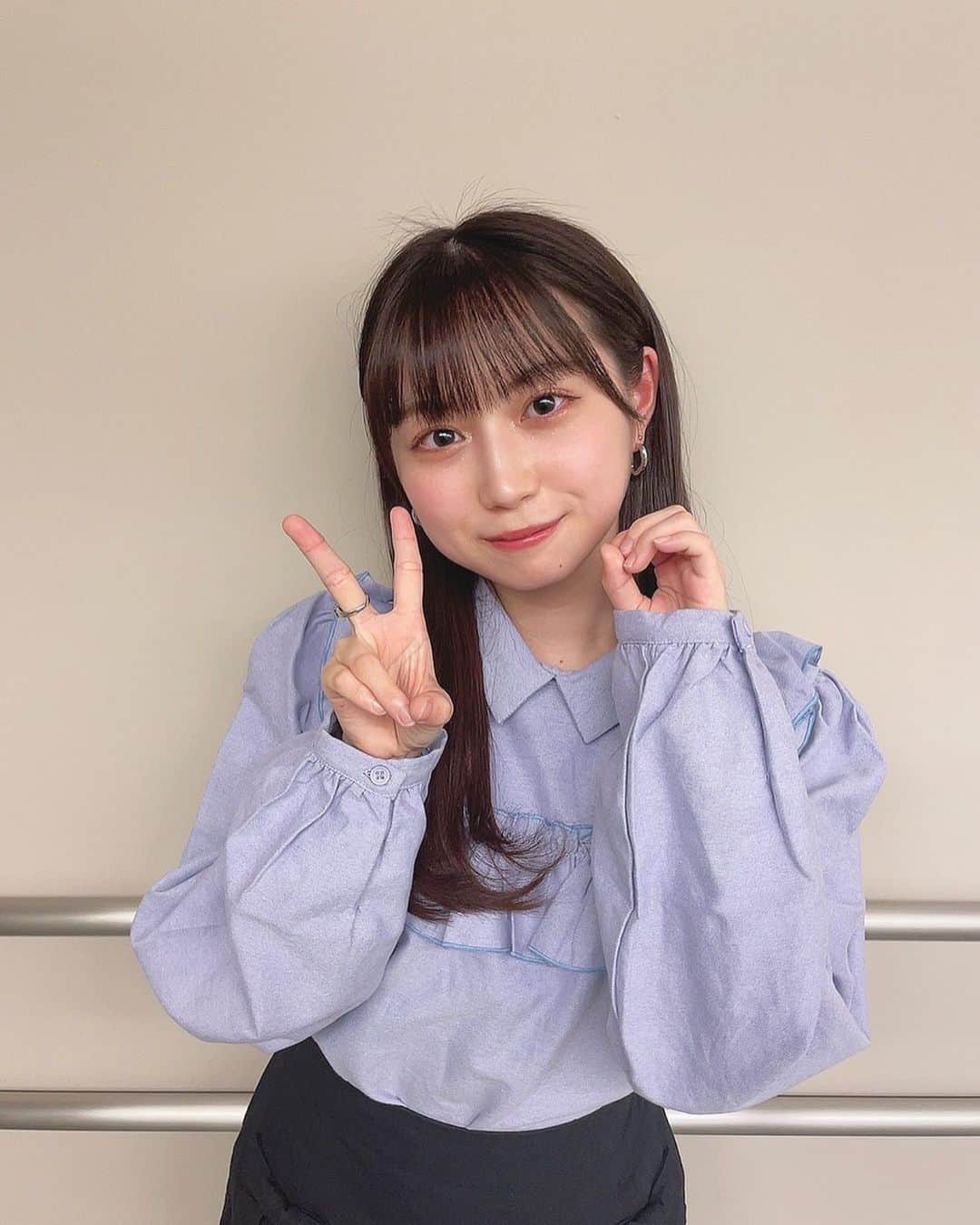 山田杏華のインスタグラム：「⁡ ⁡ お話会ありがとうございました！ ⁡ たくさんの方に誕生日を祝ってもらえて 嬉しかったです🥰 20歳の私もよろしくお願いします🧸🤍」