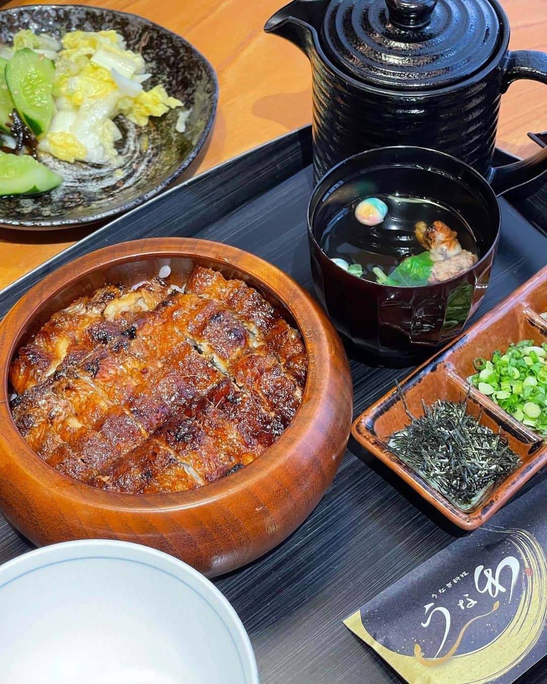瀬戸早妃さんのインスタグラム写真 - (瀬戸早妃Instagram)「名古屋のひつまぶし🤗💜  1杯目はそのまま、2杯目は山椒をかけて✋ 3杯目から4杯目は出汁とワサビでお茶漬け🫶🥢  最高の時間でした🥰  #ひつまぶし #ウナギ #鰻 #鰻和 #名古屋 #名古屋めし #名古屋飯」11月3日 21時53分 - plievesaki