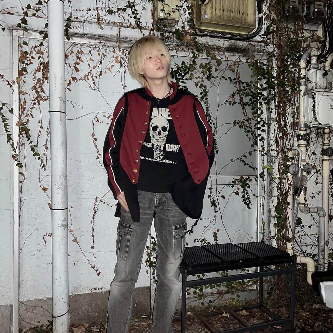 はやしんのインスタグラム：「好きなものを好きなだけ好きでいれるといいね^ - ^  #blackmeans」